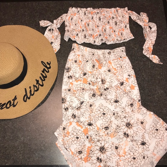 Two piece listicle - Picture 3 of 7